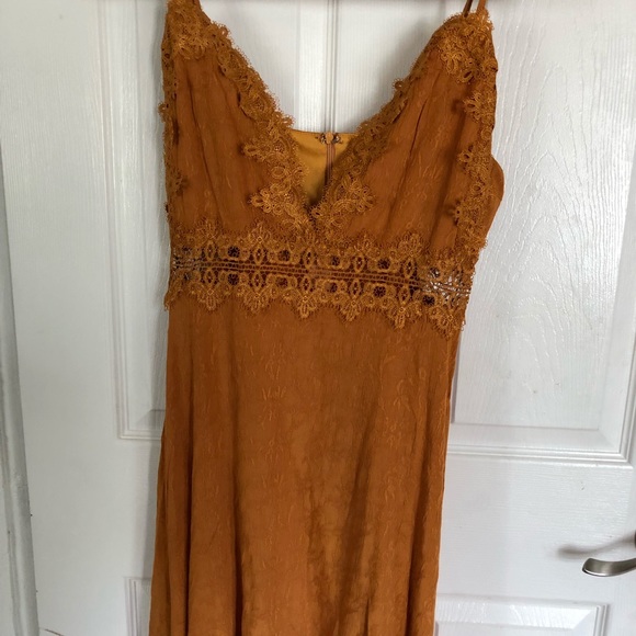 SOLD - Picture 2 of 7